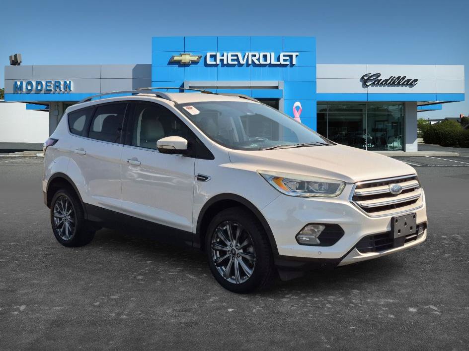 Used 2017 Ford Escape Titanium w/ Equipment Group 301A AWD/4WD image 7