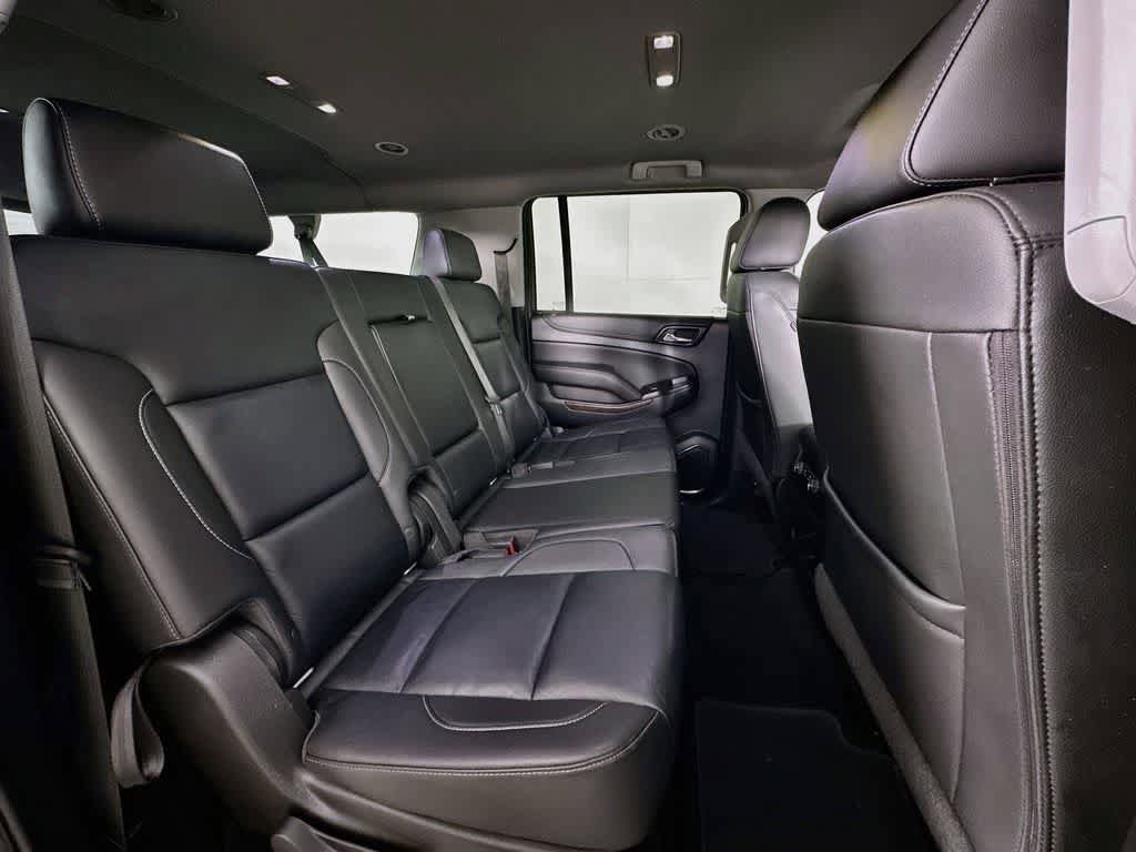 Used 2018 Chevrolet Suburban LT RWD image 33