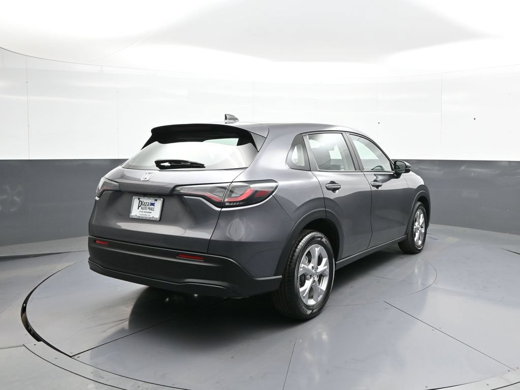 Certified 2023 Honda HR-V LX image 6