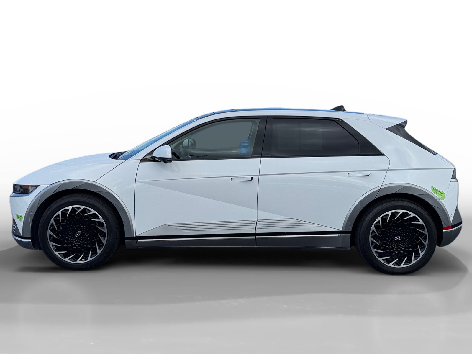 Used 2023 Hyundai Ioniq 5 Limited AWD/4WD image 2