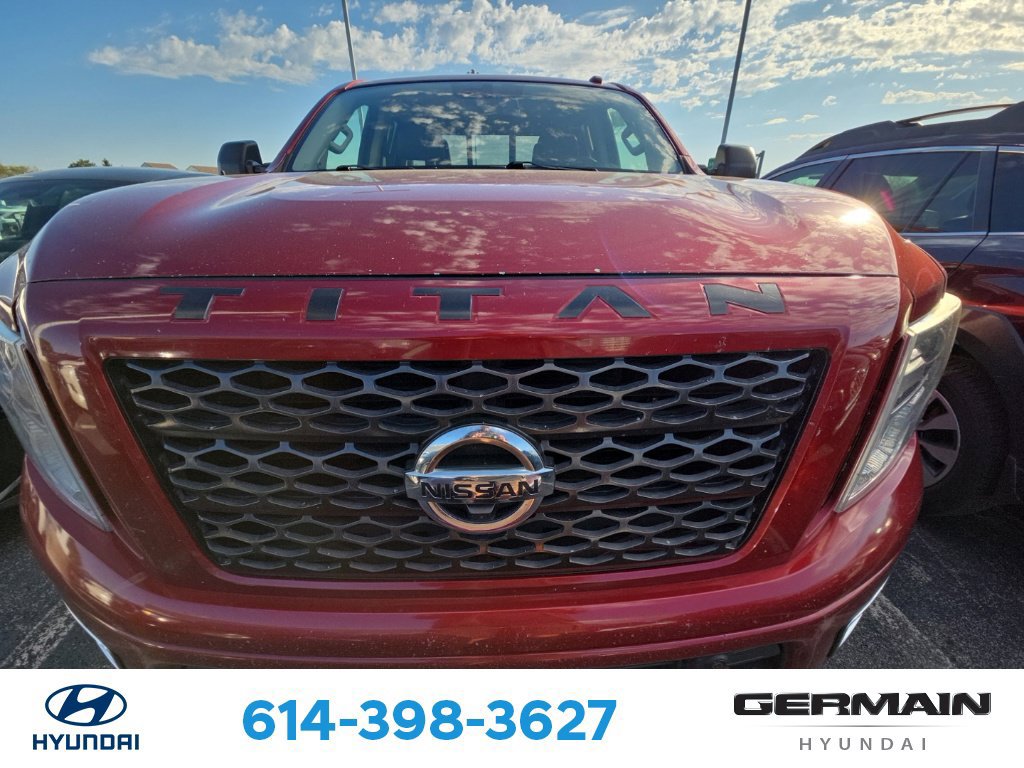 Used 2018 Nissan Titan PRO-4X AWD/4WD image 2