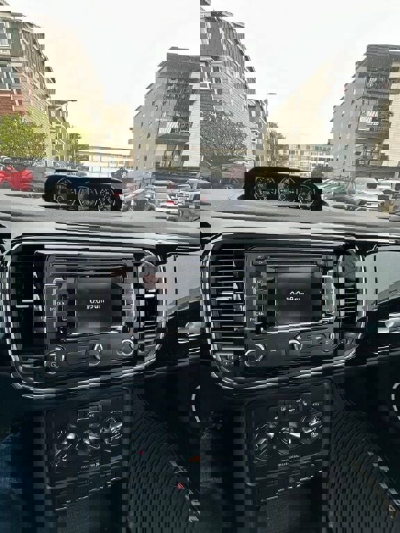 Used 2014 Volkswagen Beetle TDI image 12