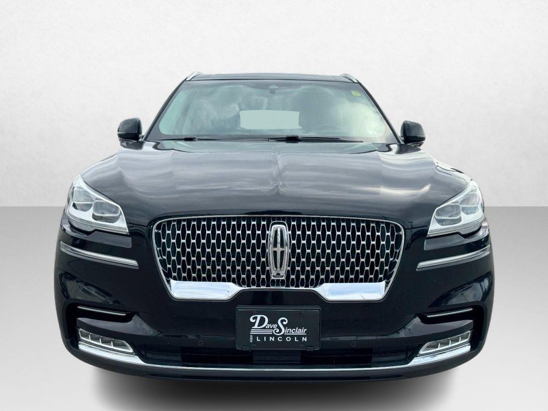 Used 2020 Lincoln Aviator Reserve w/ Equipment Group 202A image 2