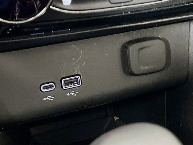 Used 2025 Buick Encore GX Sport Touring w/ Comfort Package FWD image 19