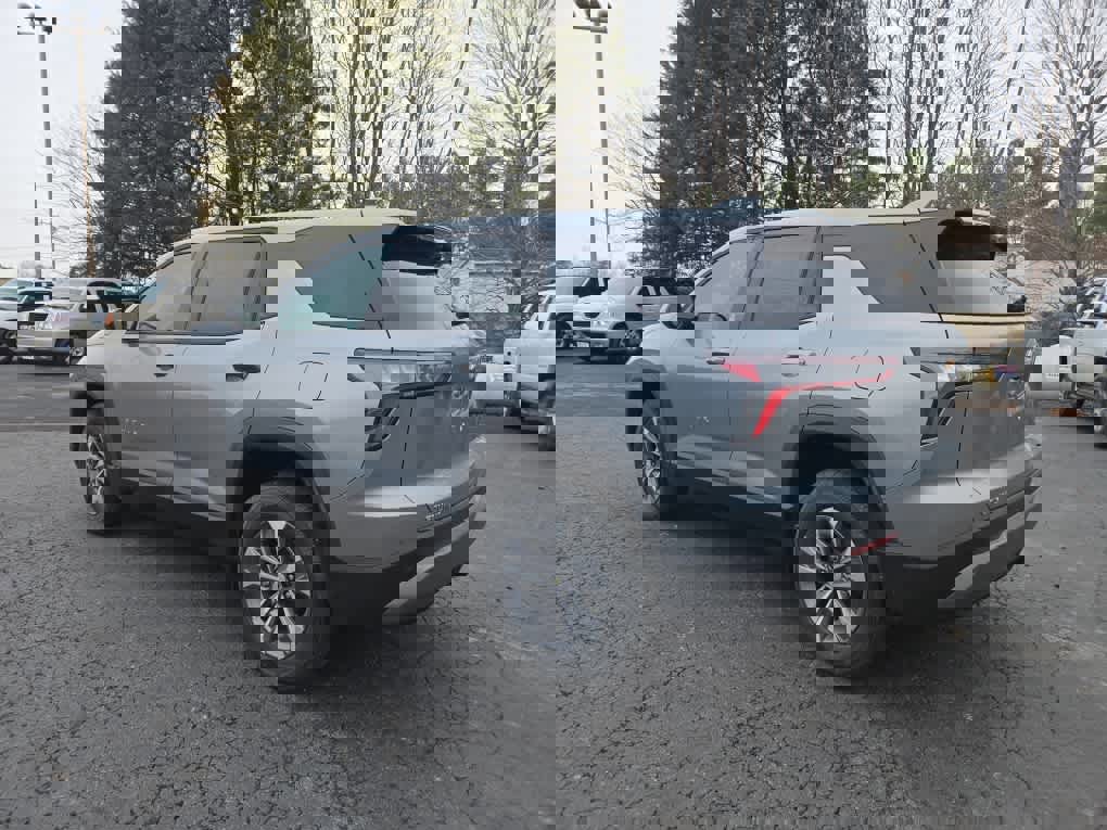 New 2026 Chevrolet Equinox LT image 5