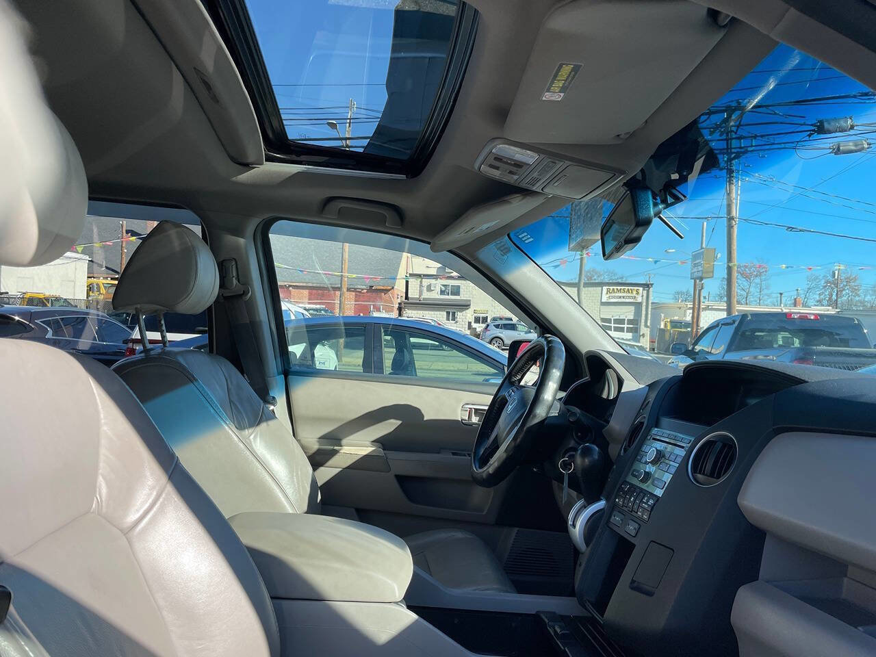 Used 2011 Honda Pilot EX-L image 14