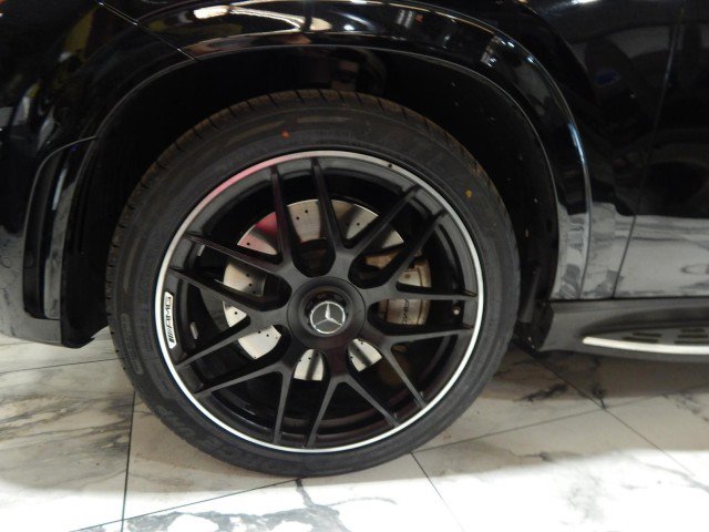Used 2023 Mercedes-Benz GLE 53 AMG AMG GLE 53 AWD image 12