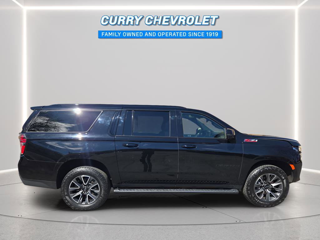 Used 2023 Chevrolet Suburban Z71 w/ Luxury Package image 21