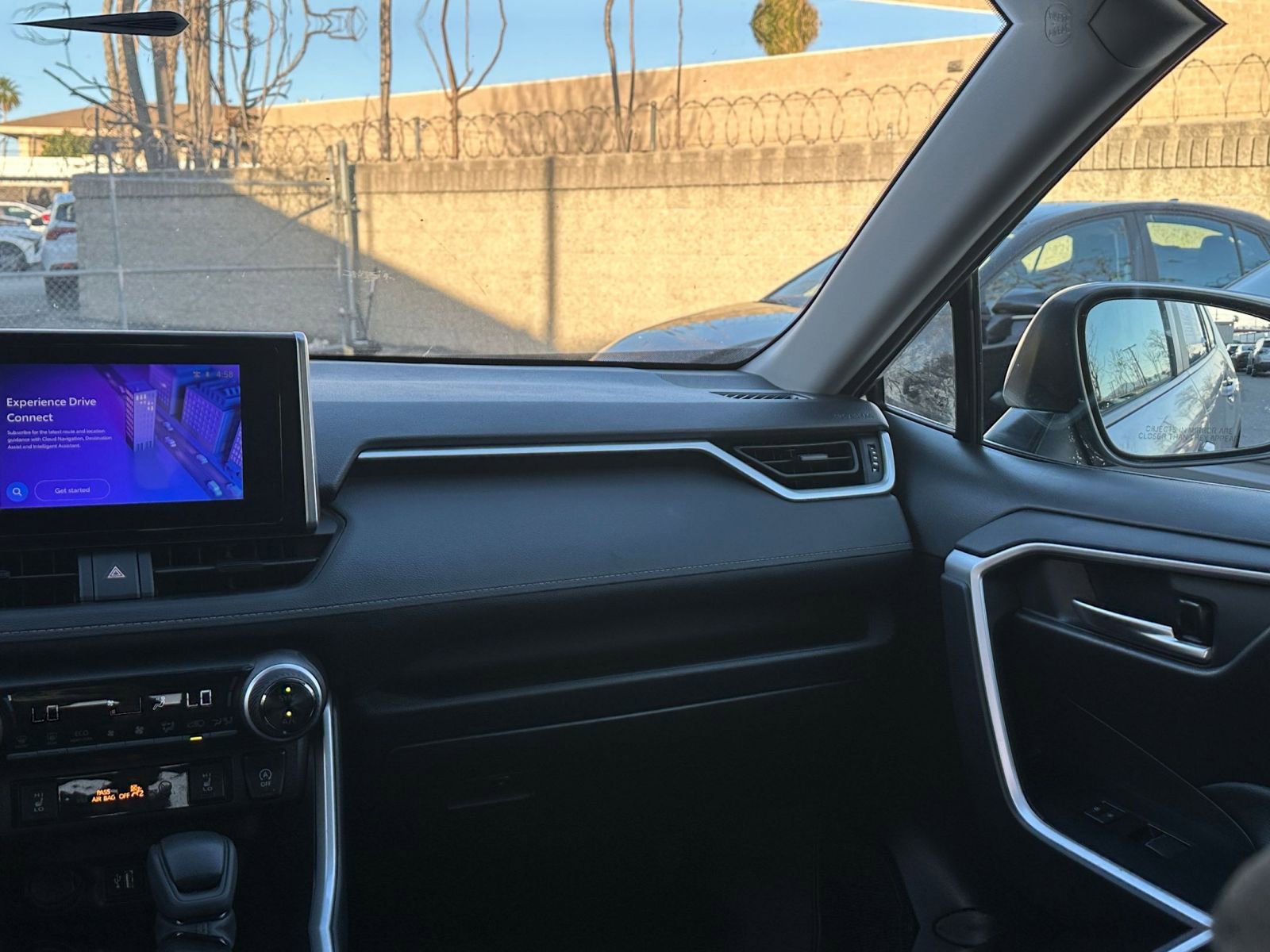 Used 2025 Toyota RAV4 XLE w/ Weather Package image 35