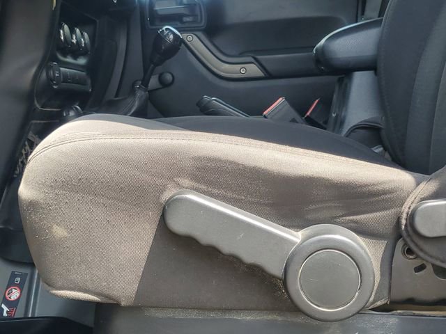 Used 2016 Jeep Wrangler Sport image 6