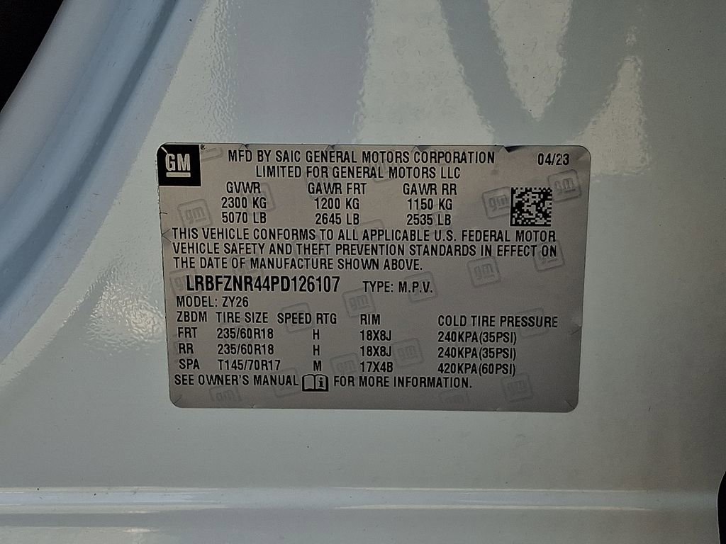 Used 2023 Buick Envision Essence image 27