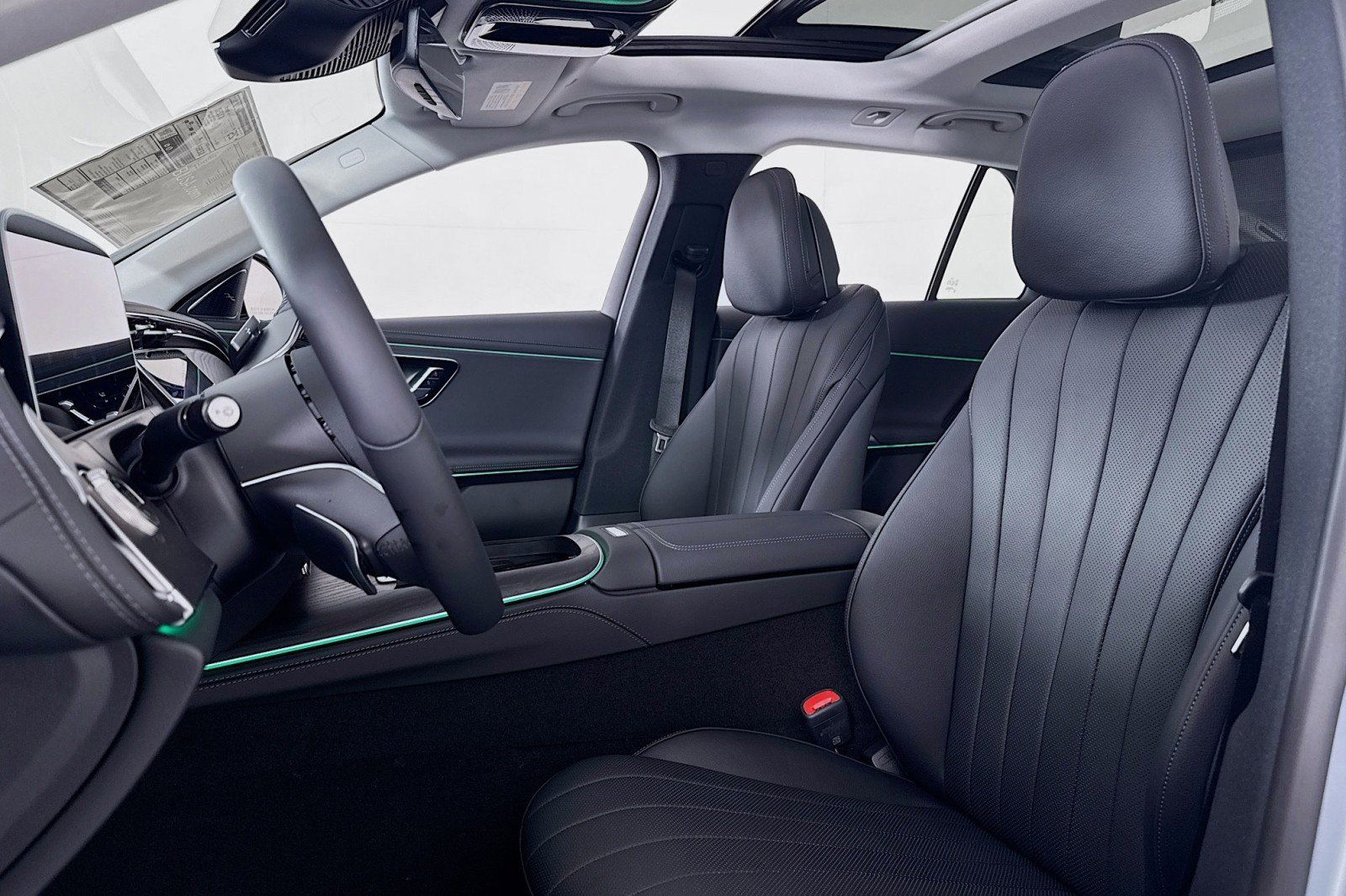 New 2025 Mercedes-Benz E 450 4MATIC All-Terrain Wagon image 16