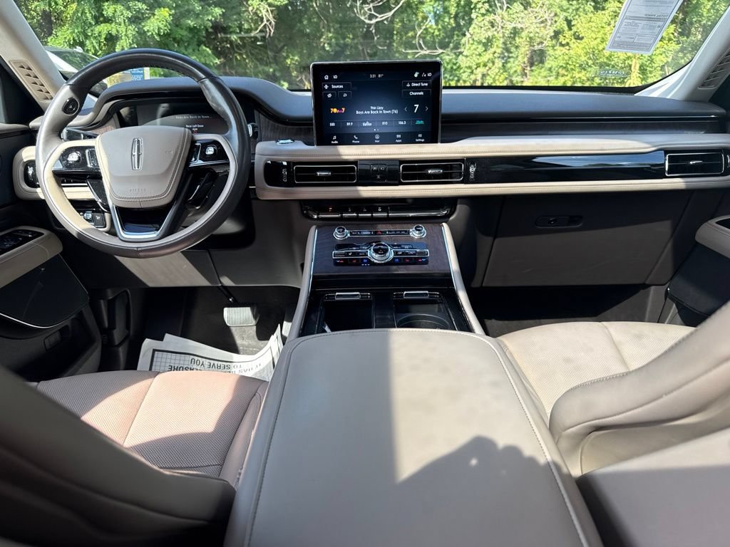 Used 2022 Lincoln Aviator Reserve w/ Equipment Group 201A AWD/4WD image 18
