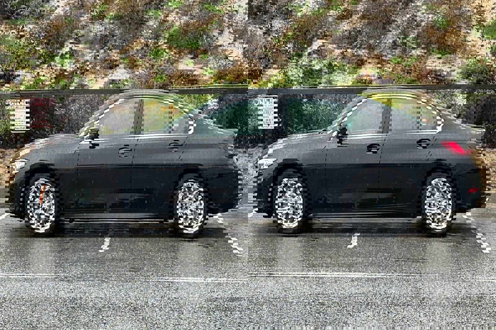 Used 2025 BMW 330i Sedan w/ Premium Package RWD image 9