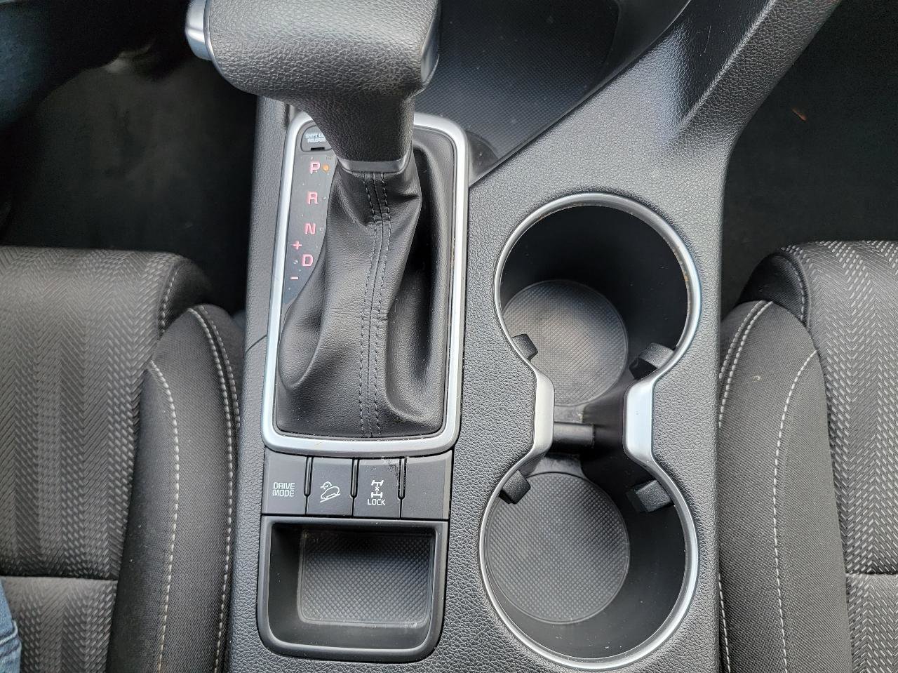 Used 2020 Kia Sportage LX image 36