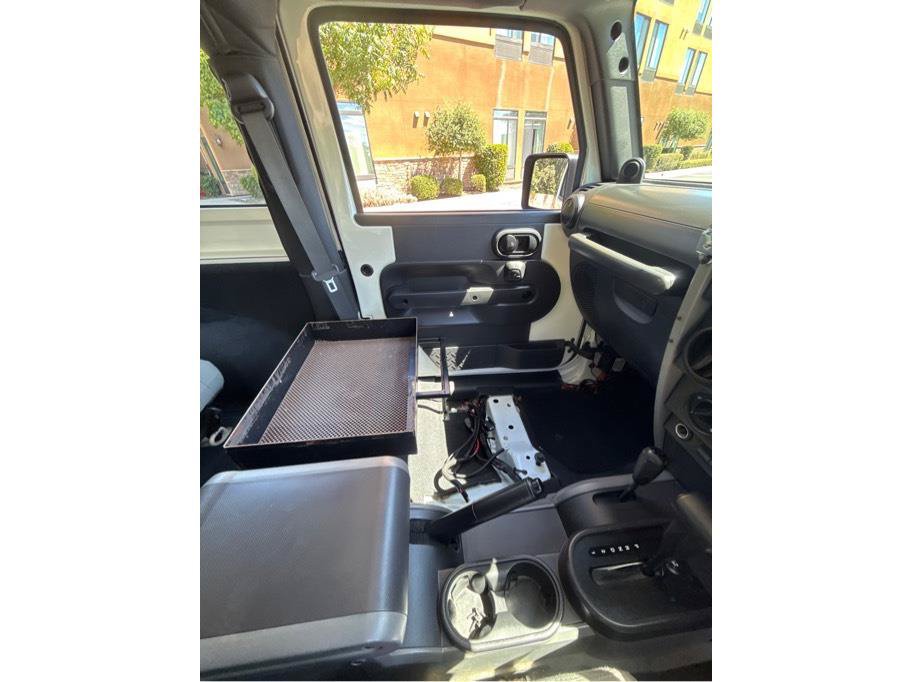 Used 2008 Jeep Wrangler X AWD/4WD image 14