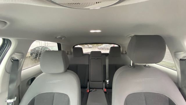 Used 2025 Hyundai Ioniq 5 SE image 31