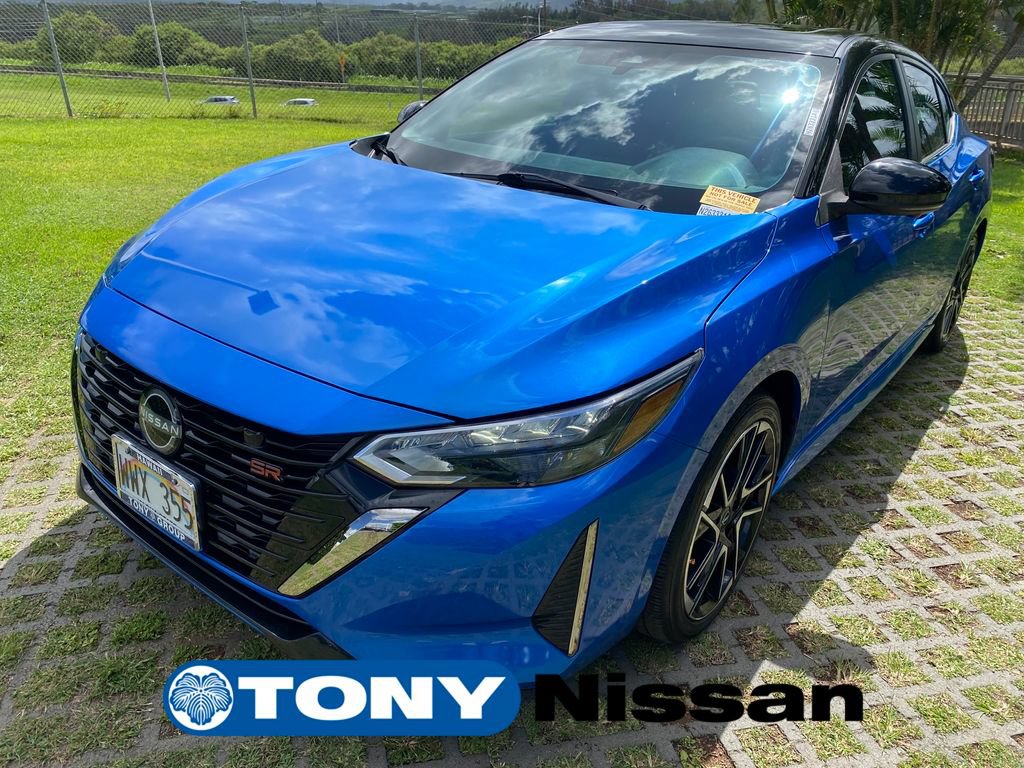 Used 2024 Nissan Sentra SR w/ SR Premium Package FWD image 3