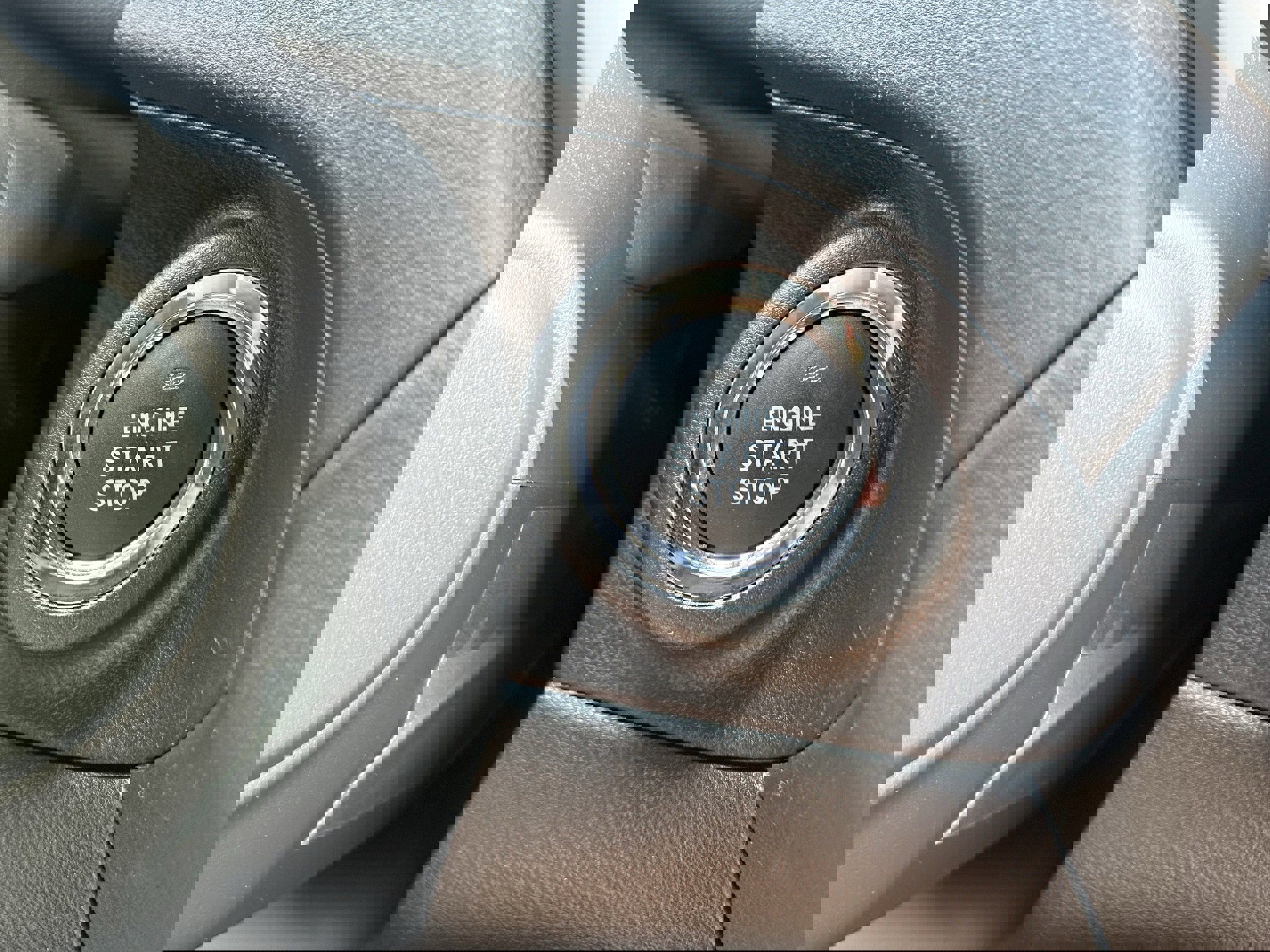 Used 2025 Subaru Ascent Premium image 18