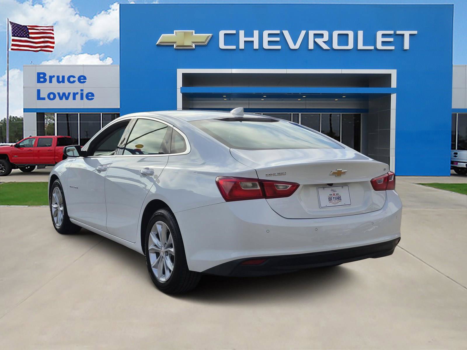 Used 2025 Chevrolet Malibu LT FWD image 4