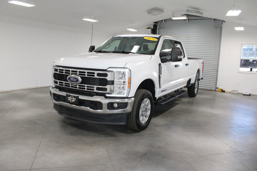 Used 2024 Ford F250 XLT image 4