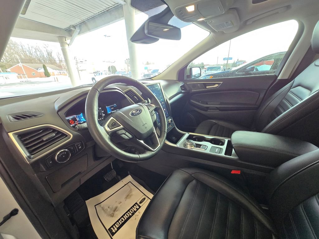 Used 2022 Ford Edge SEL w/ Convenience Package image 12