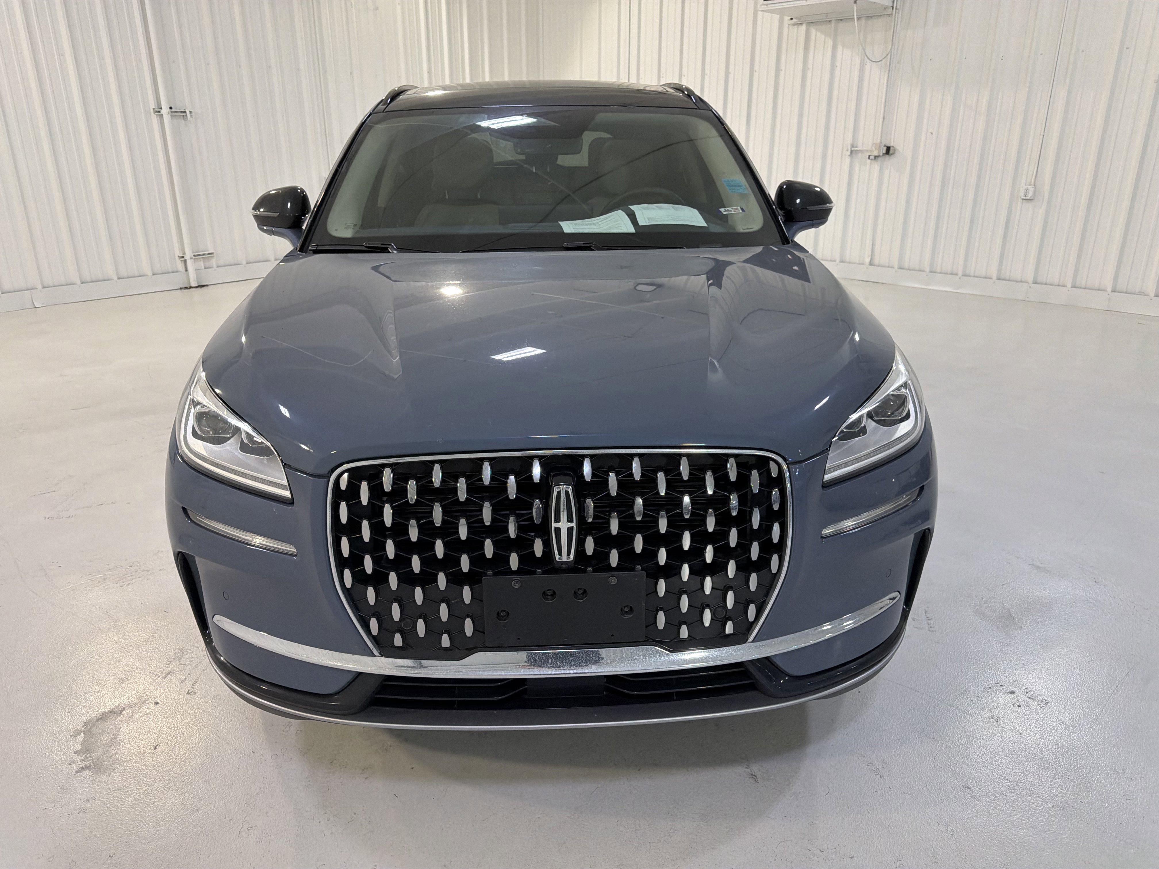 Used 2025 Lincoln Corsair Reserve w/ Equipment Group 202A AWD/4WD image 8