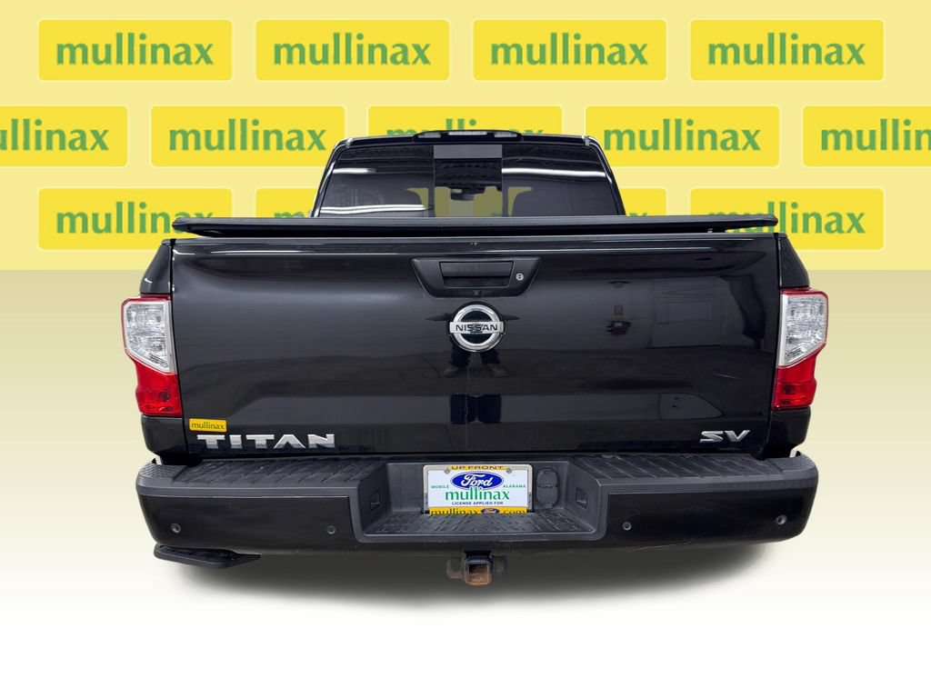 Used 2020 Nissan Titan SV w/ Accessory Utility Package RWD image 7