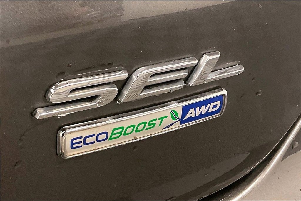 Used 2019 Ford Edge SEL w/ Equipment Group 201A image 7