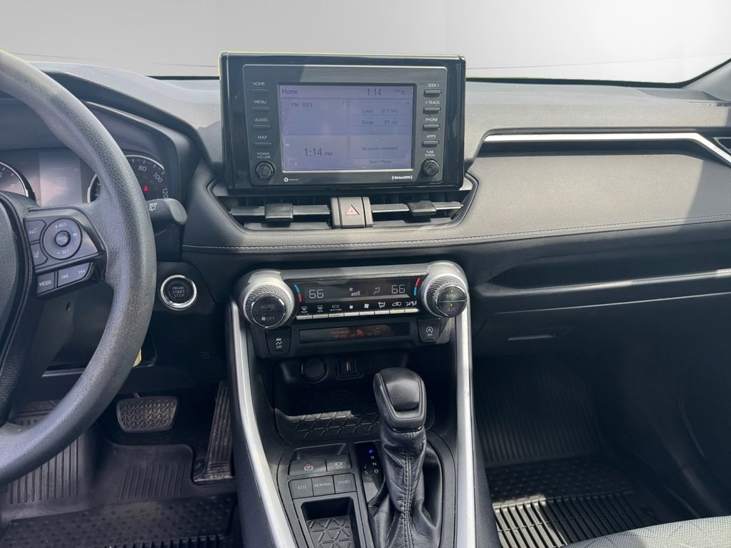 Used 2021 Toyota RAV4 XLE image 11