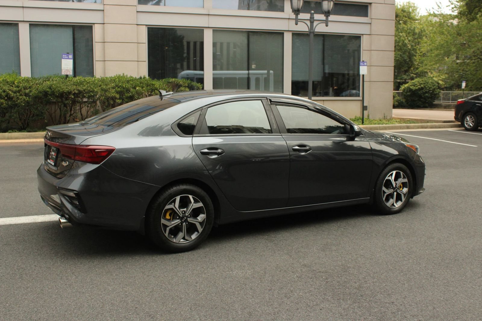 Used 2020 Kia Forte LXS FWD image 7