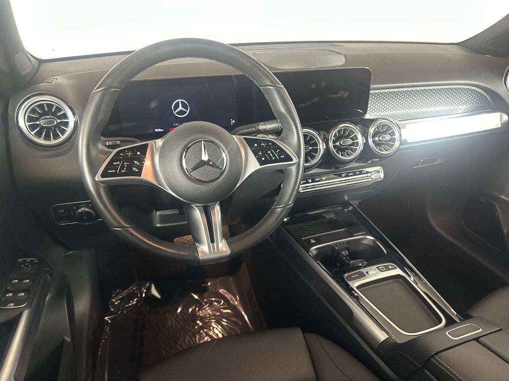 Certified 2025 Mercedes-Benz GLB 250 4MATIC image 25