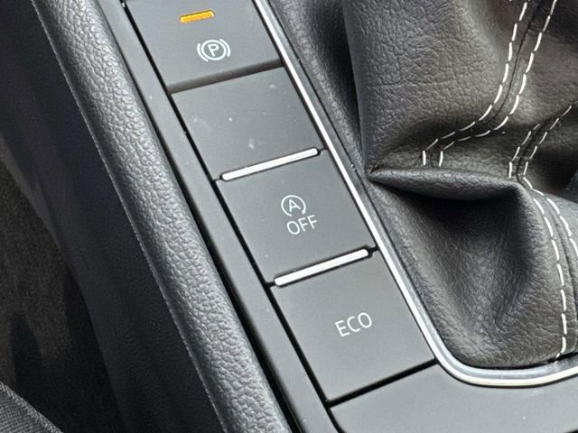 Certified 2025 Volkswagen Jetta S image 24