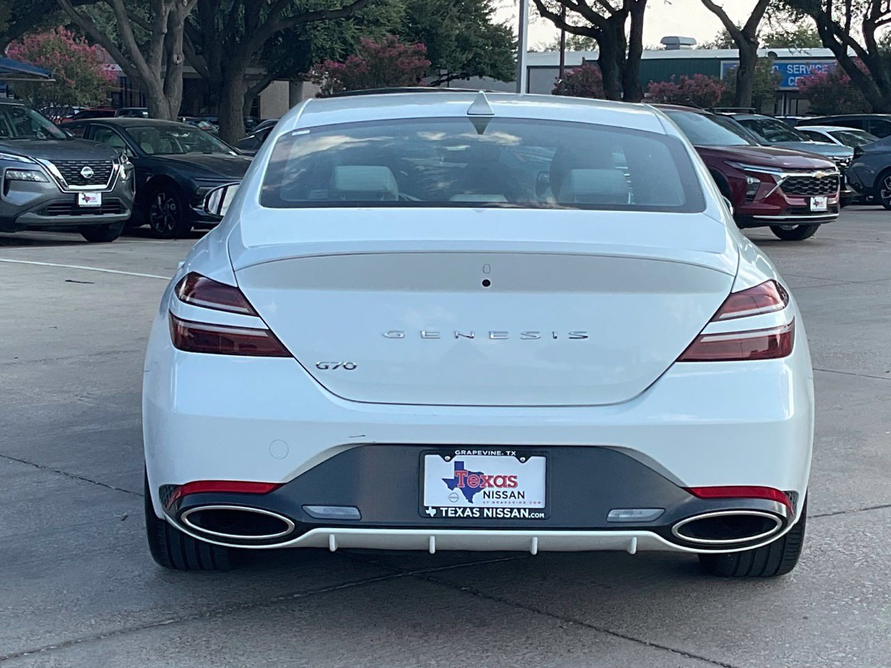 Used 2025 Genesis G70 2.5T RWD image 5