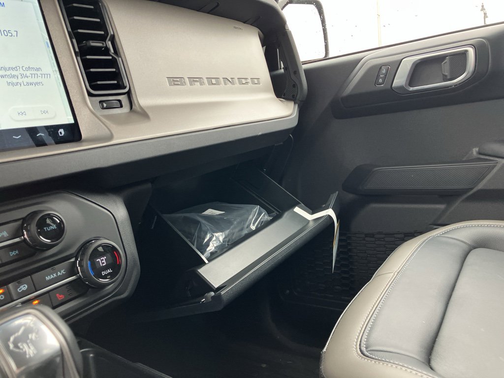 Used 2025 Ford Bronco Outer Banks image 25
