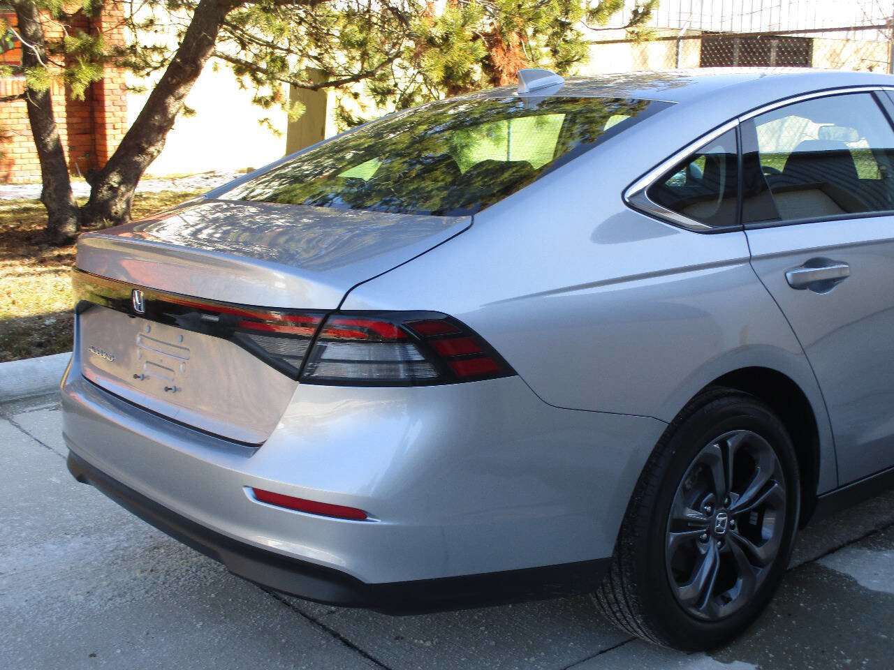 Used 2023 Honda Accord EX image 55