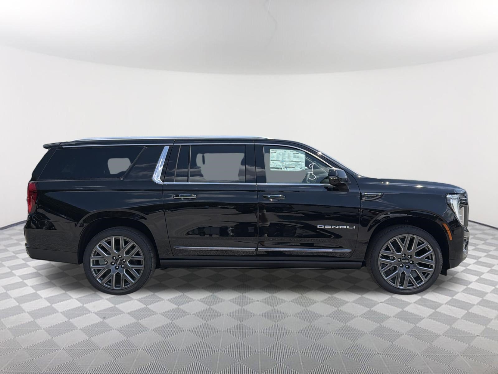 New 2026 GMC Yukon XL Denali Ultimate AWD/4WD image 5