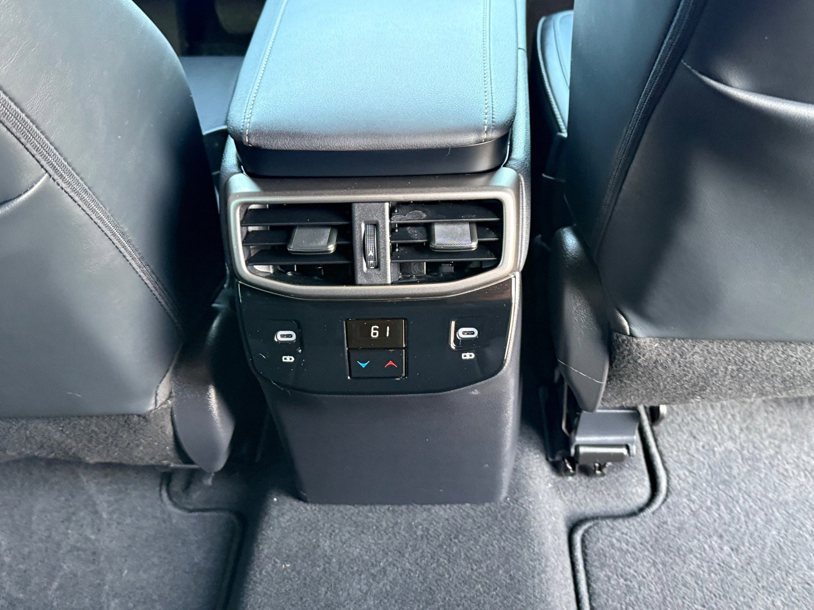 Used 2024 Lexus RX 350 FWD image 14