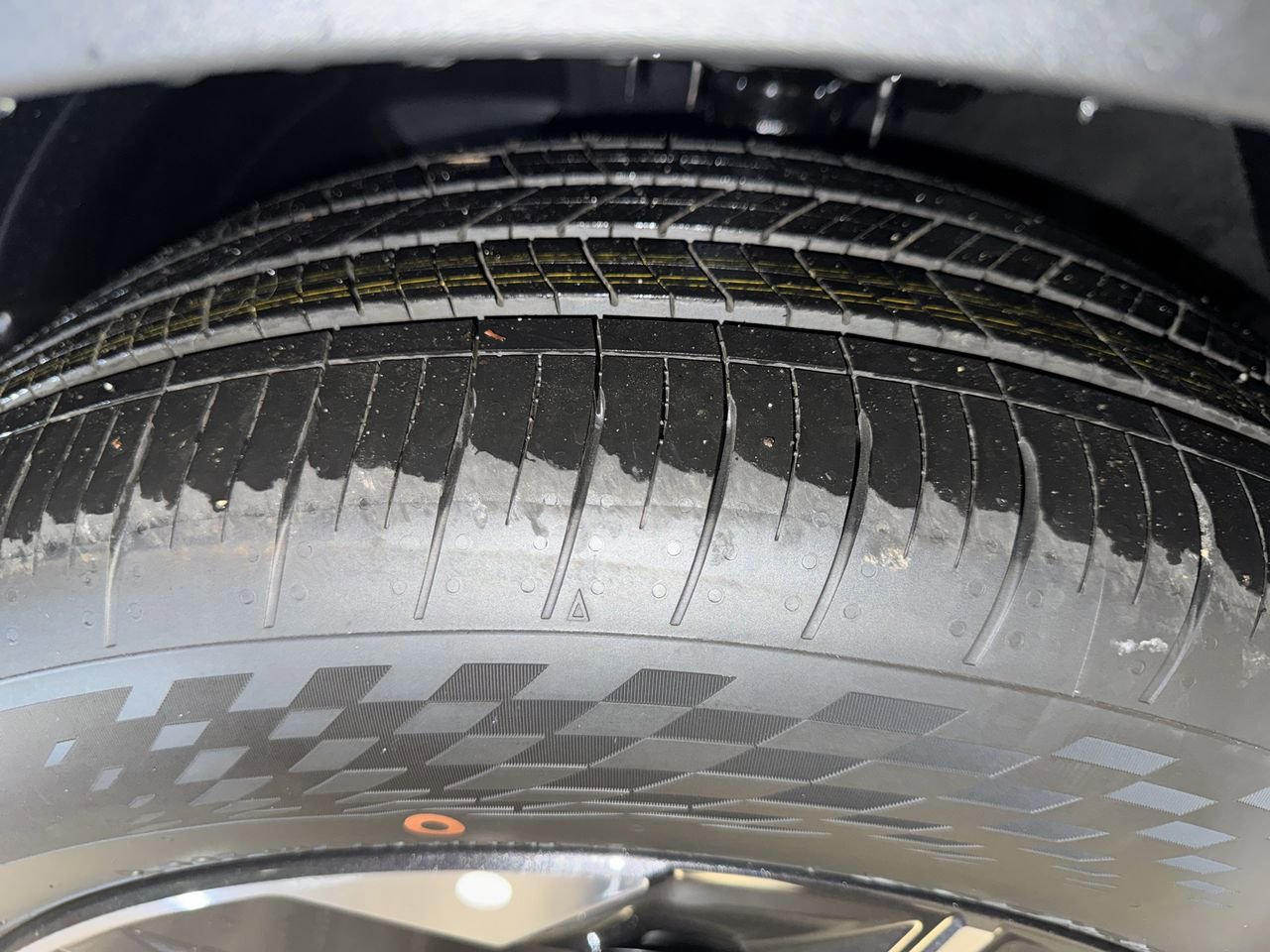 New 2025 Kia EV6 Light w/ Light LR Technology Package image 11