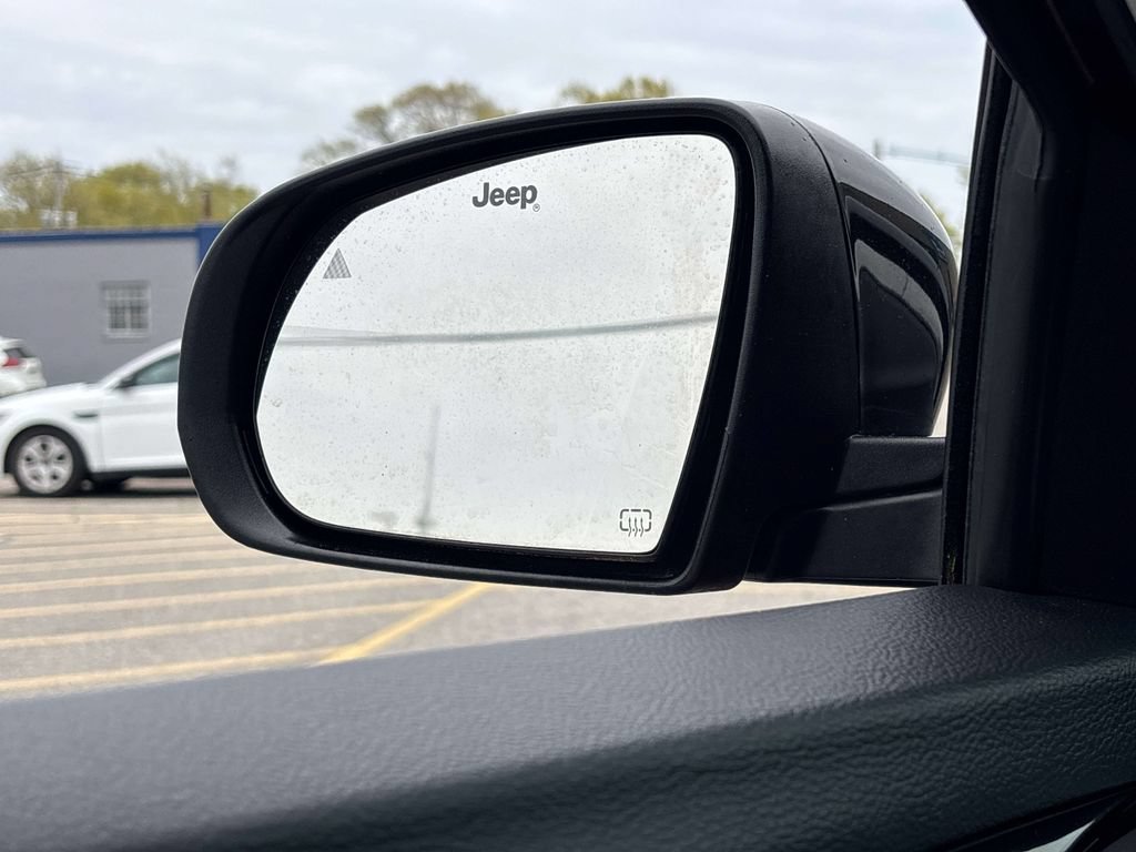 Certified 2022 Jeep Compass Limited AWD/4WD image 32