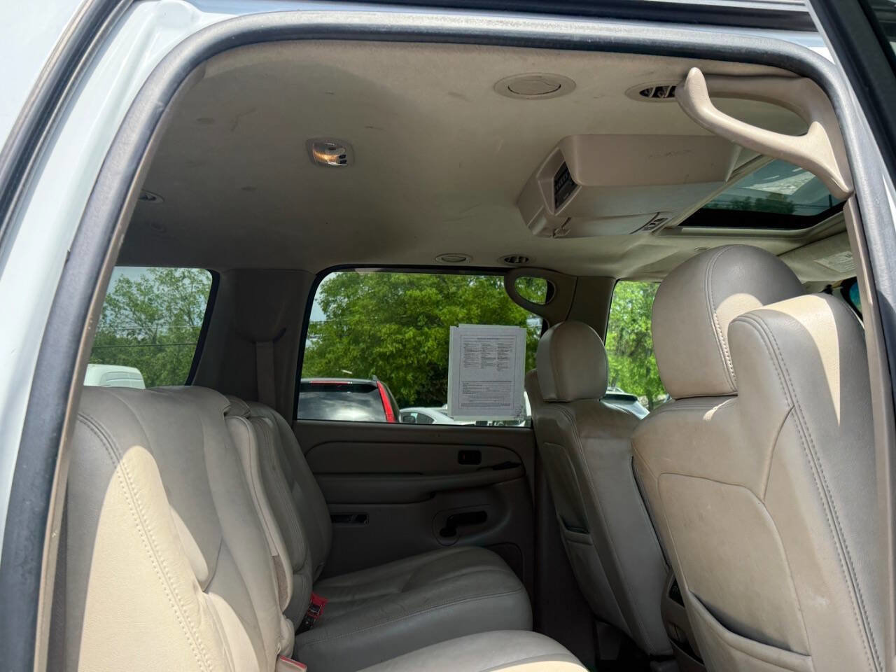 Used 2004 GMC Yukon XL SLT w/ Preferred Equipment Group RWD image 23