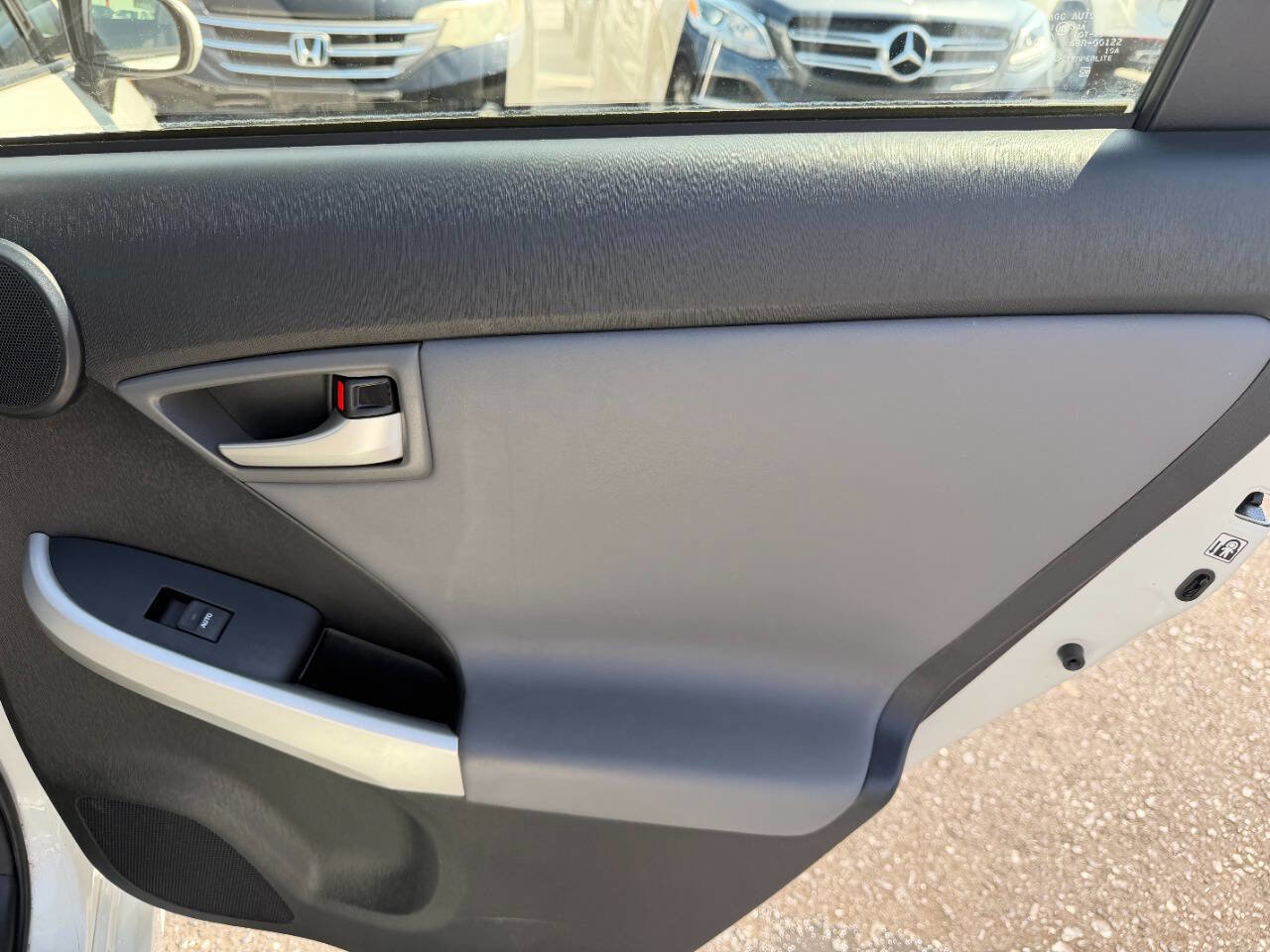 Used 2013 Toyota Prius Four w/ Deluxe Solar Roof Pkg FWD image 33