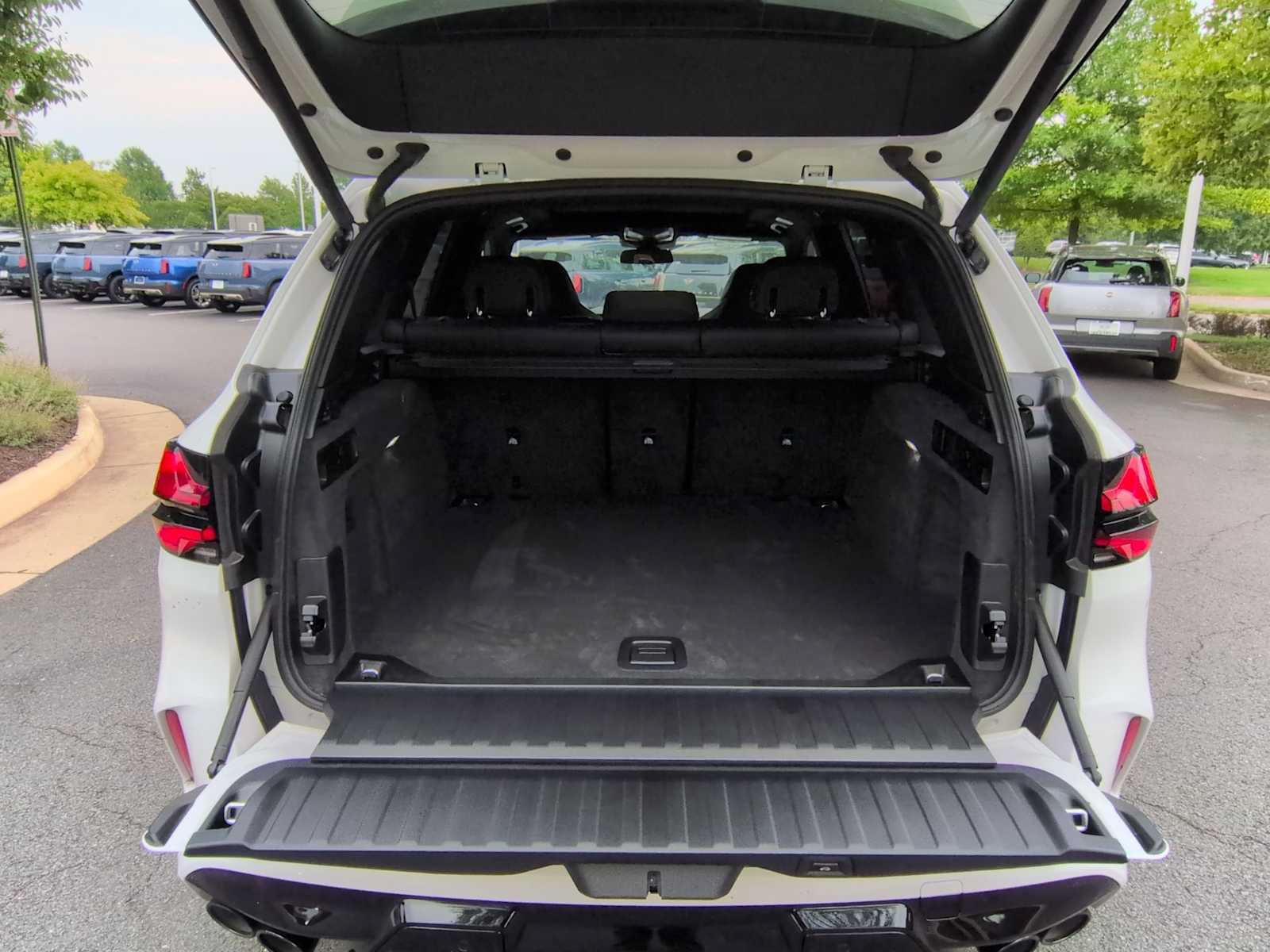 New 2026 BMW X5 M Competition w/ Executive Package AWD/4WD image 37
