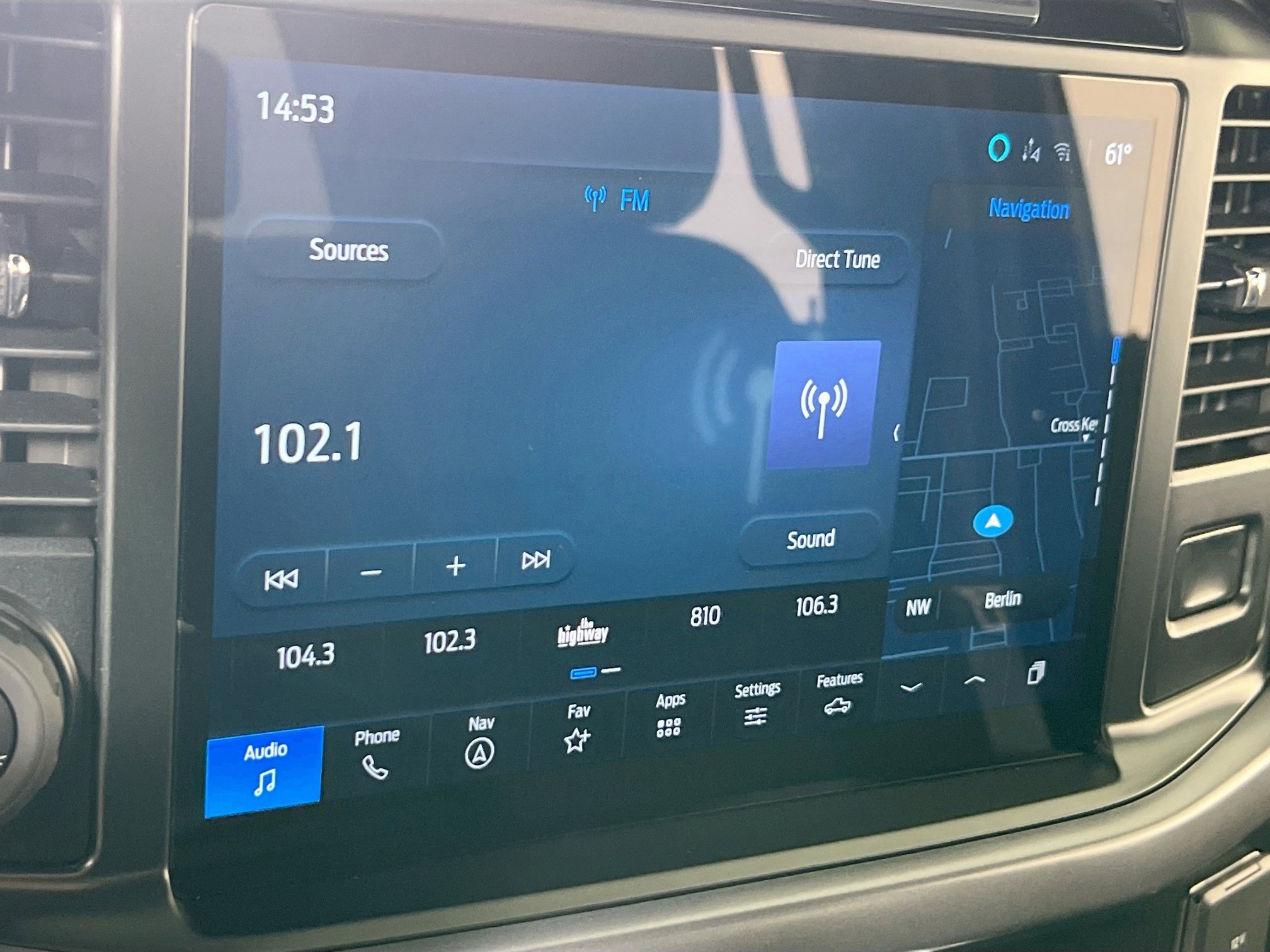 Used 2025 Ford F150 XLT w/ Equipment Group 302A MID image 15