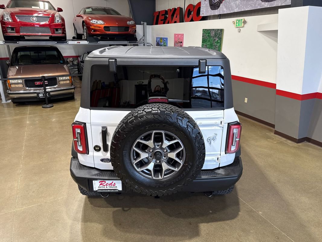 Used 2023 Ford Bronco Badlands image 6