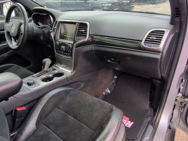 Used 2017 Jeep Grand Cherokee Trailhawk w/ Trailhawk Luxury Group image 27