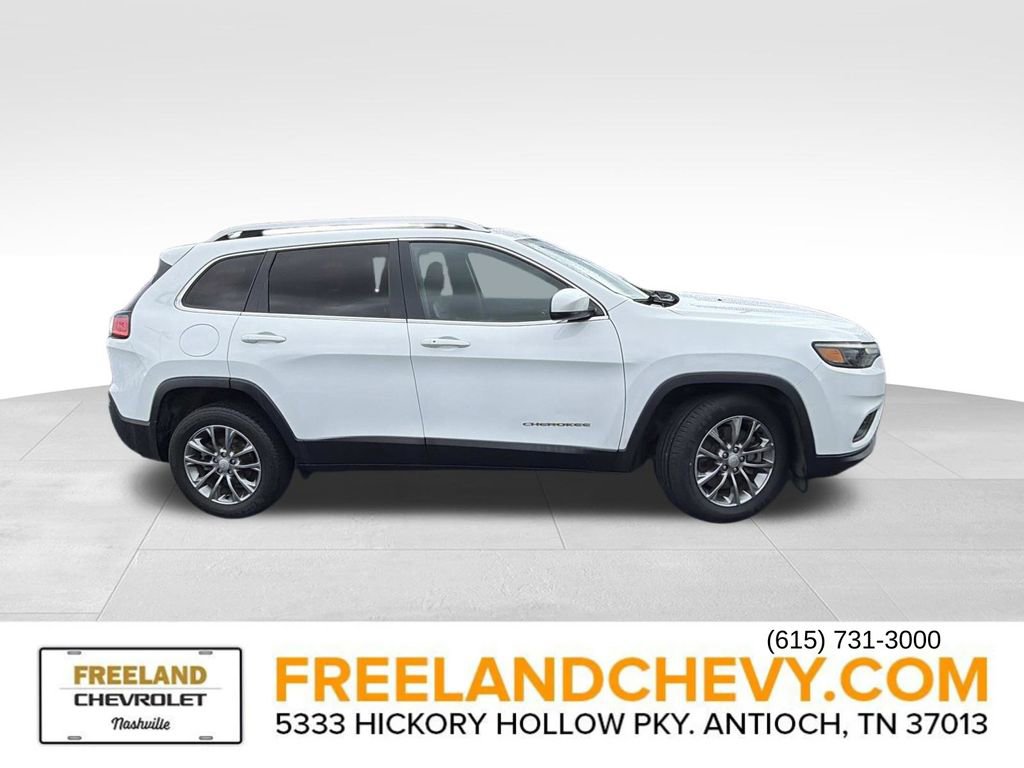 Used 2019 Jeep Cherokee Latitude Plus w/ Comfort/Convenience Group FWD video 2