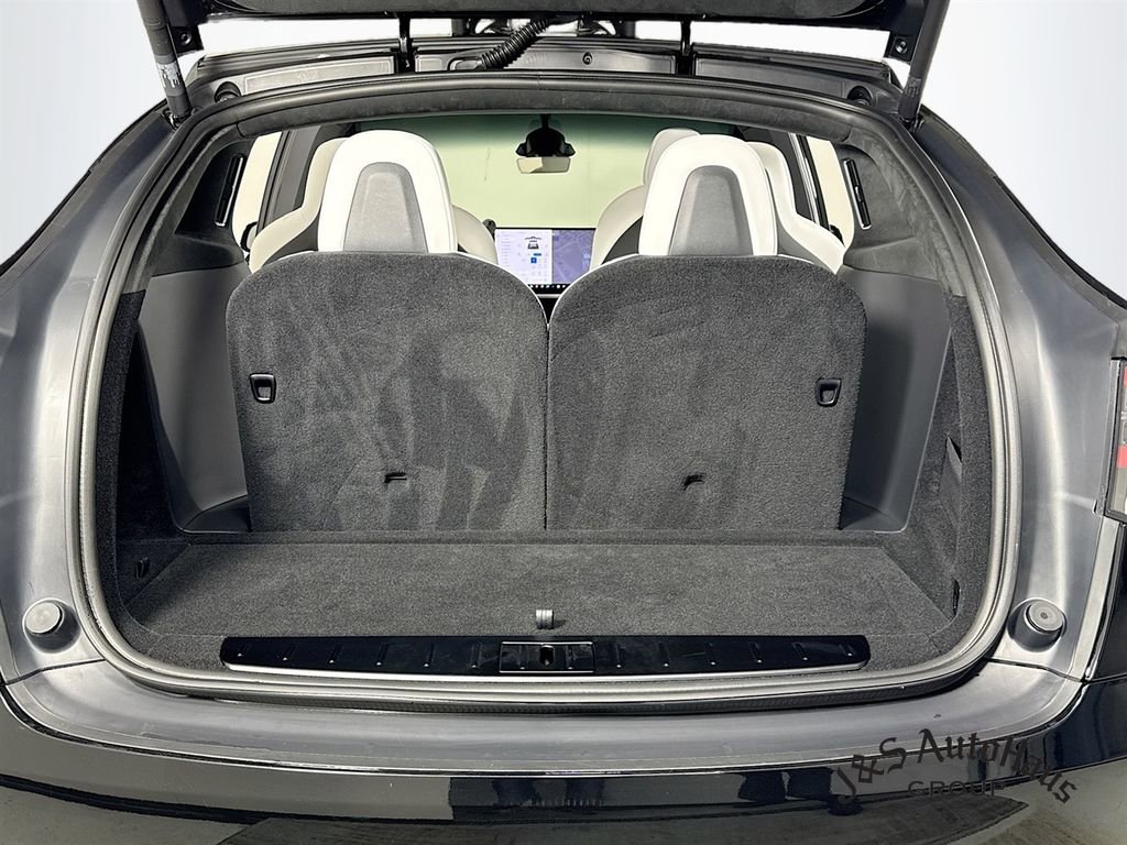 Used 2026 Tesla Model X Plaid image 34