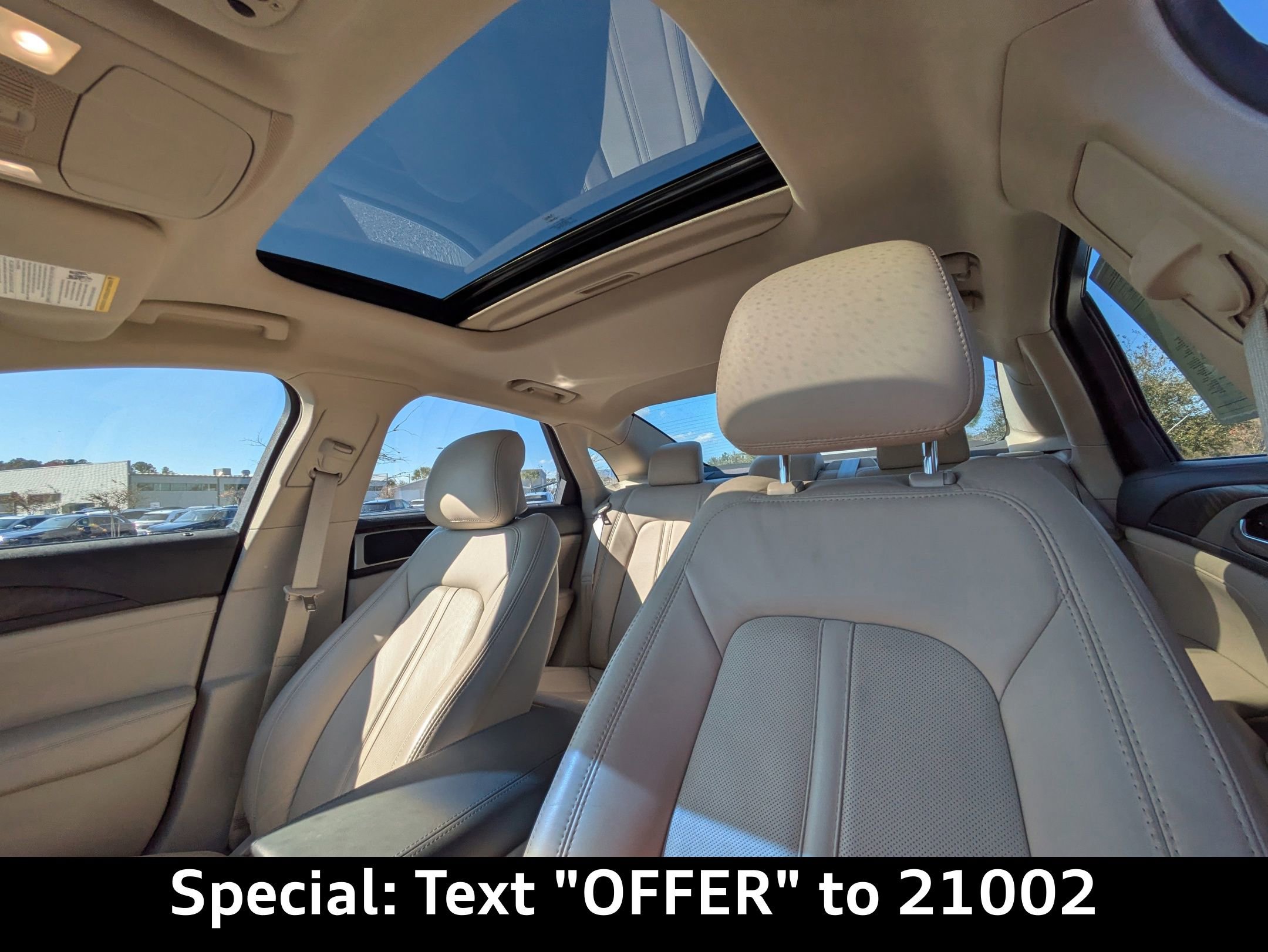 Used 2017 Lincoln MKZ Reserve image 21