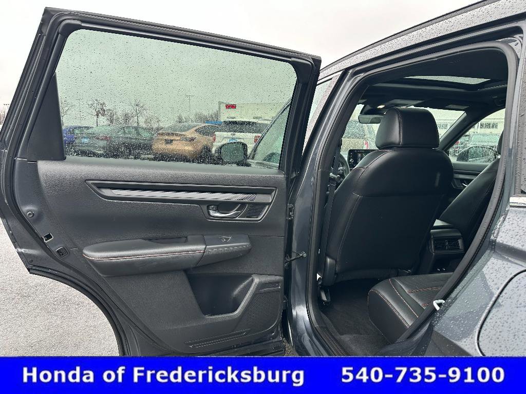 Used 2025 Honda CR-V Sport-L image 31